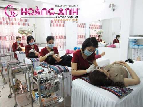 Trung tâm đào tạo thẩm mỹ Hoàng Anh