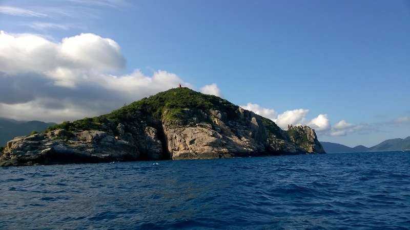 Đảo Hòn Nưa- vẻ đẹp hoang sơ và kiêu hãnh