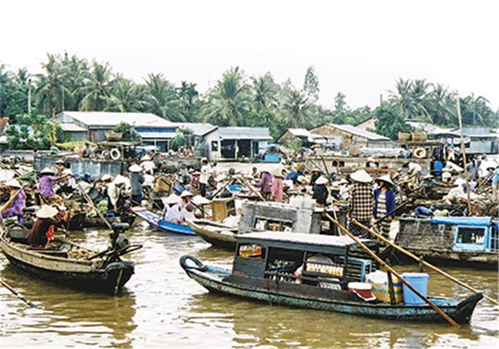 Hồn quê trong bài thơ “Chợ Tết”