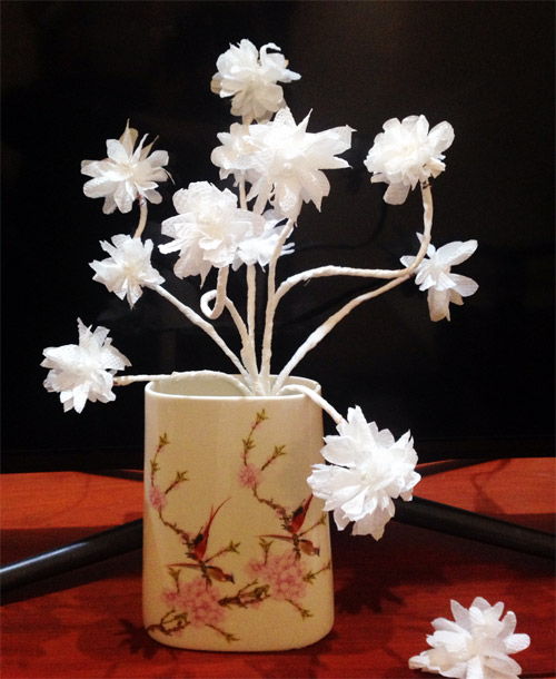 Cách làm hoa đào bằng giấy đơn giản để trang trí tết