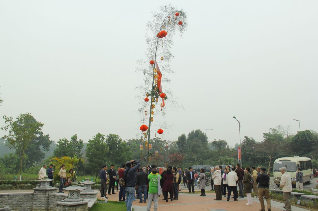 Cây nêu ngày Tết có ý nghĩa gì? - CafeLand.Vn