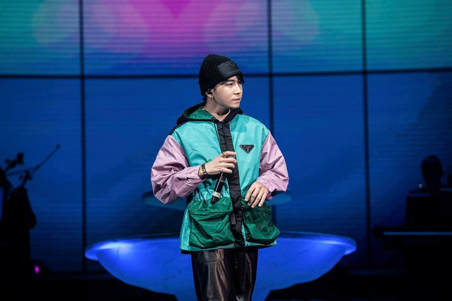 Karik ngồi xe lăn sau sự cố sân khấu, khả năng sẽ tham dự Rap Việt Concert với bạn đồng hành mới - Hình 4