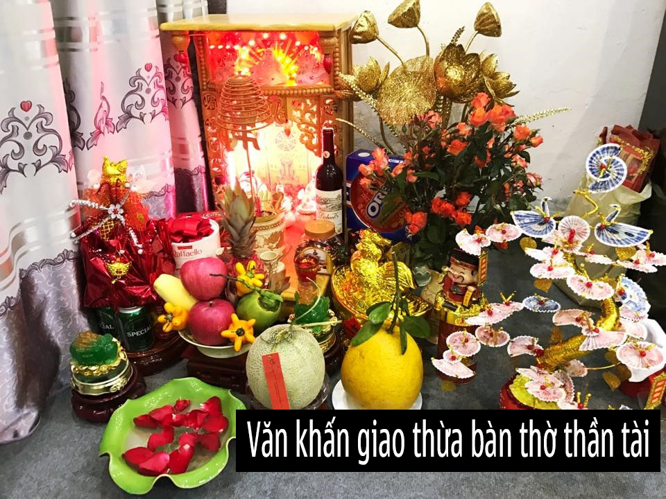 Văn khấn giao thừa bàn thờ thần tài – Bài văn khấn giao thừa ông thần tài