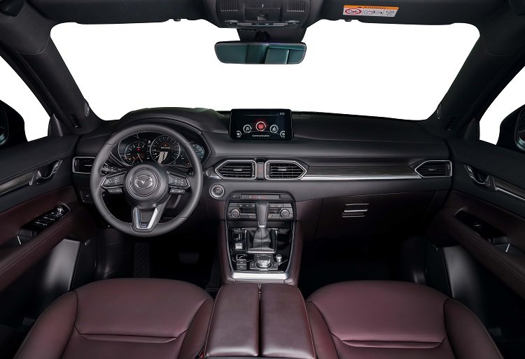 Không gian nội thất rộng rãi của Mazda CX-8 2022.