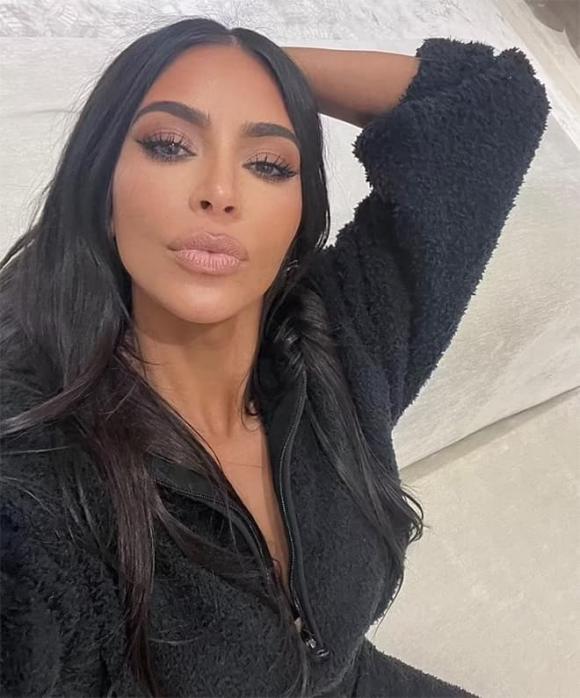 Kim Kardashian, Kanye West, Kanye West bí mật kết hôn với kiến trúc sư Yeezy, Yeezy Bianca Censori 