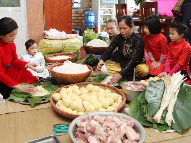 làm bánh chưng tết