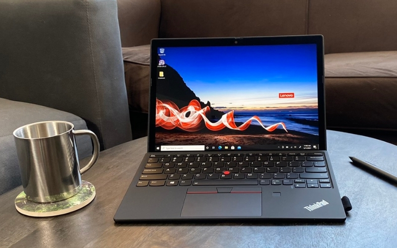 Bàn phím êm ái là điểm vượt trội của Lenovo