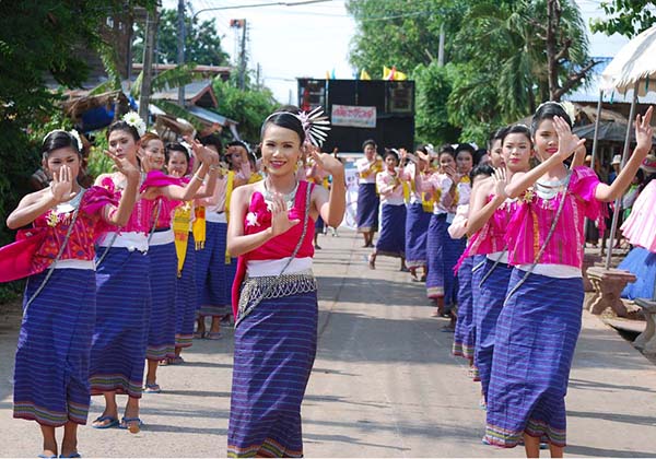Một số nét văn hóa đặc trưng cần lưu ý khi đến Lào - Air Booking