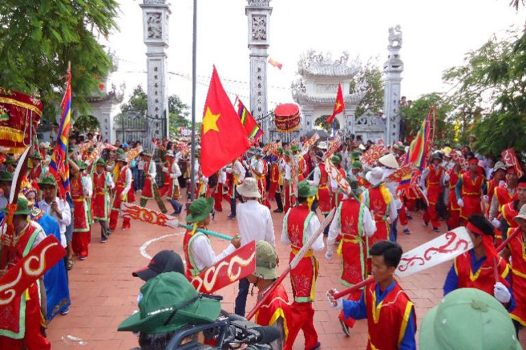 Lễ hội đền Quan Lạn - Quảng Ninh