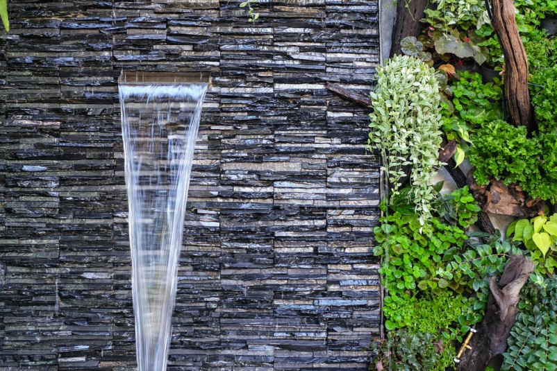 lợi ích tiểu cảnh thác nước trên tường