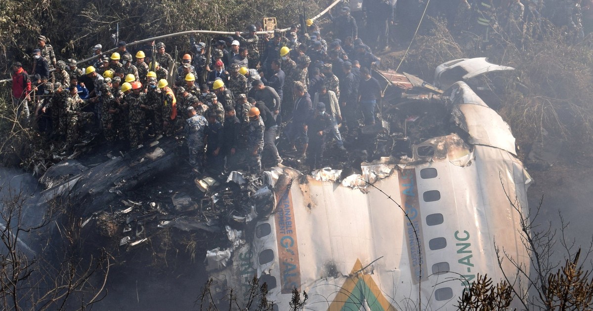 Toàn bộ 72 người trên máy bay rơi tại Nepal đều thiệt mạng