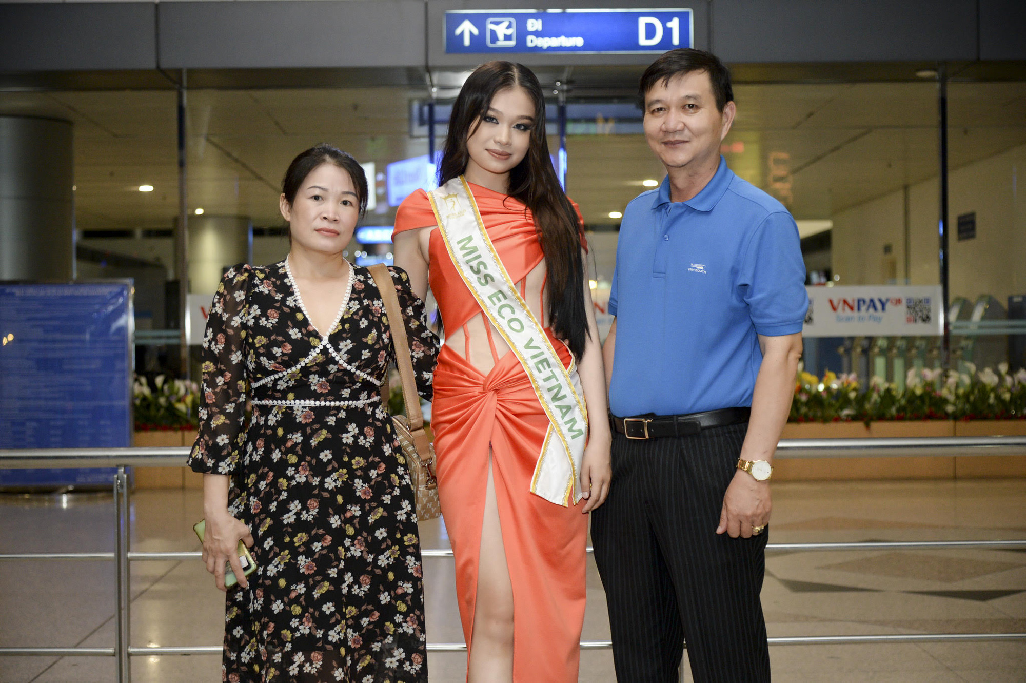 Vì sao đại diện Việt Nam dự thi Miss Eco International 2022 lại là Á hậu 19 tuổi Trần Hoài Phương? - Ảnh 2.