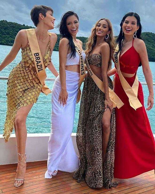 Thùy Tiên và dàn người đẹp của Hoa hậu Hòa bình 2021 khoe dáng với áo tắm - 13