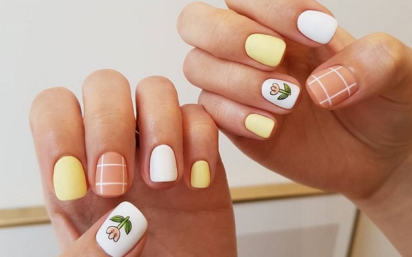 Mẫu nail Hàn Quốc họa tiết đơn giản