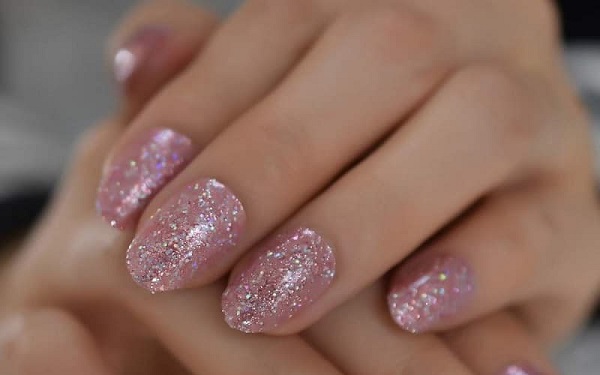 Mẫu nail nhũ kim tuyến hồng