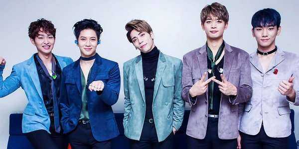 10 nhóm nhạc nam nổi tiếng nhất Hàn Quốc
