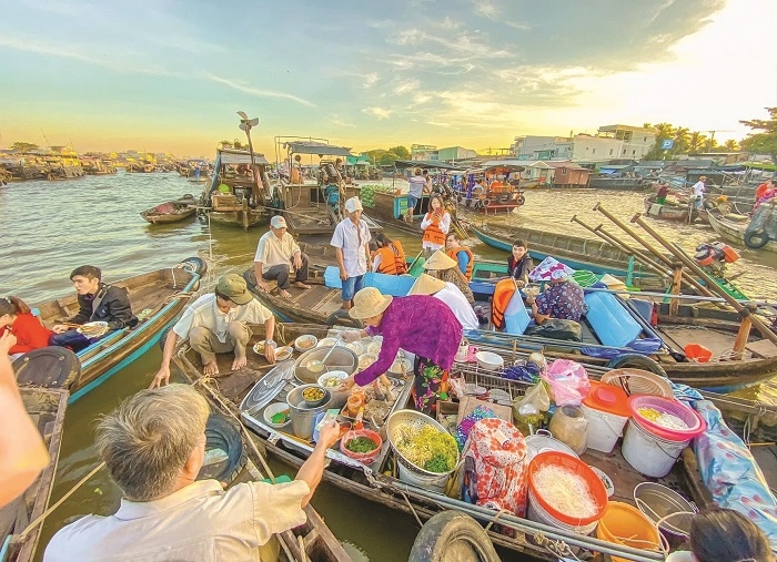 Chợ nổi Cái Răng - cái nôi văn hóa miền Tây sông nước | Phuotvivu