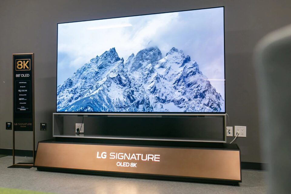 Tivi LG - Thương hiệu đến từ Nhật Bản hình 1