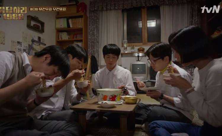 Top 15 món ăn / thức uống thường xuyên xuất hiện trong phim truyền hình Hàn Quốc  - image 18