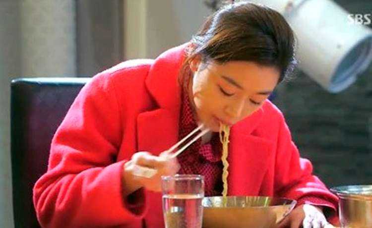 Top 15 món ăn / thức uống thường xuyên xuất hiện trong phim truyền hình Hàn Quốc  - image 23