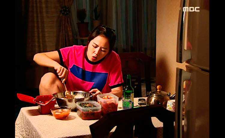 Top 15 món ăn / thức uống thường xuyên xuất hiện trong phim truyền hình Hàn Quốc  - image 42