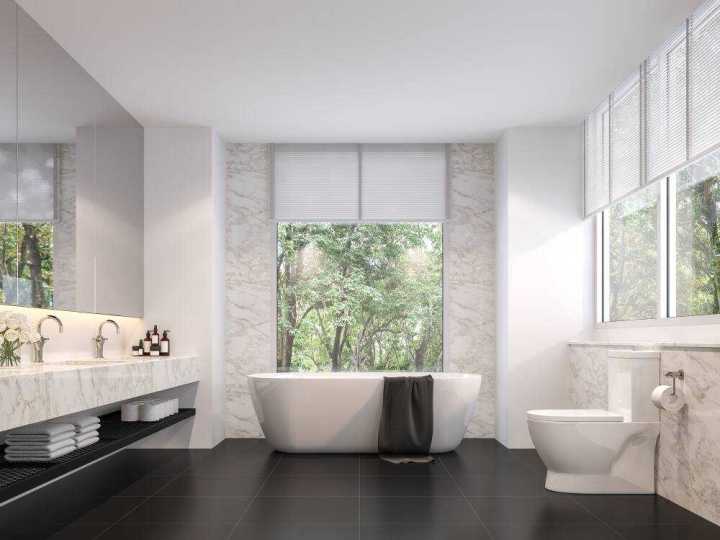 Nhà vệ sinh nhiều cửa sổ gần gũi thiên nhiên và tạo sự thông thoáng tránh bị ẩm mốc và khử mùi hôi nhà vệ sinh hiệu quả