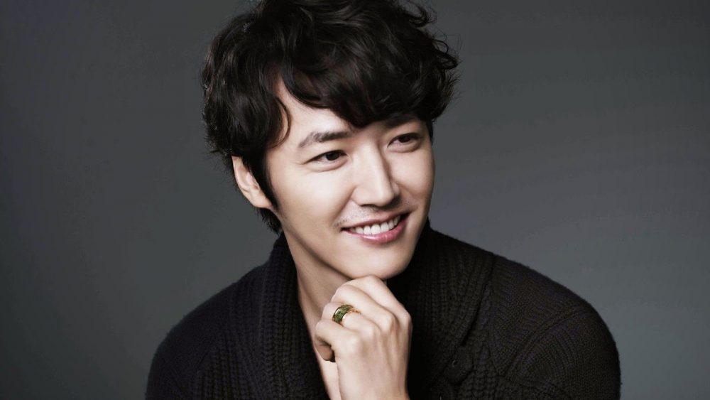 Yoon Sang Hyun vai Choi Woo Young / Oska