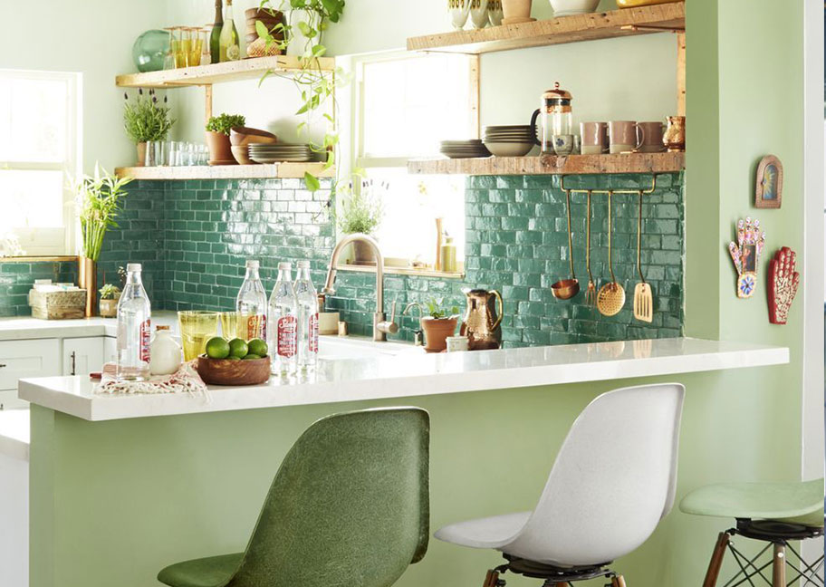 Phòng bếp sơn màu xanh lá