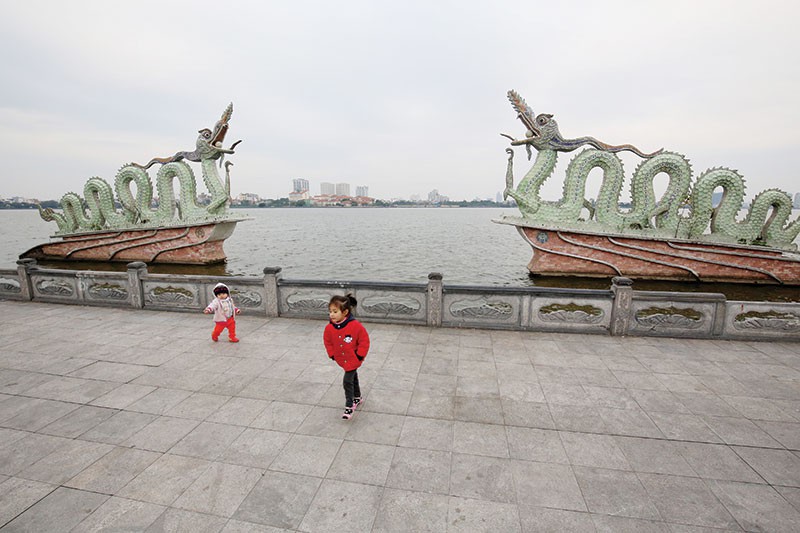 Bí mật 2 Rồng thiêng khổng lồ ‘chầu tụ’ ở Hồ Tây - Trang Thông tin các sản phẩm của Tân Hoàng Minh