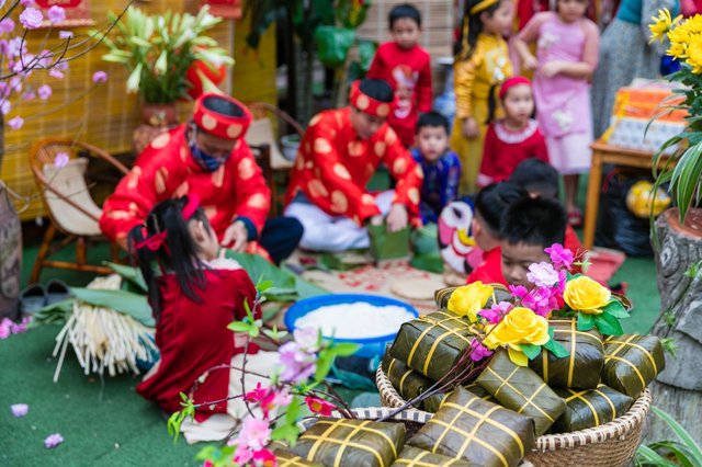 Những phong tục tập quán Việt Nam không thể thiếu trong ngày Tết Nguyên đán của người Việt  - Ảnh 2.