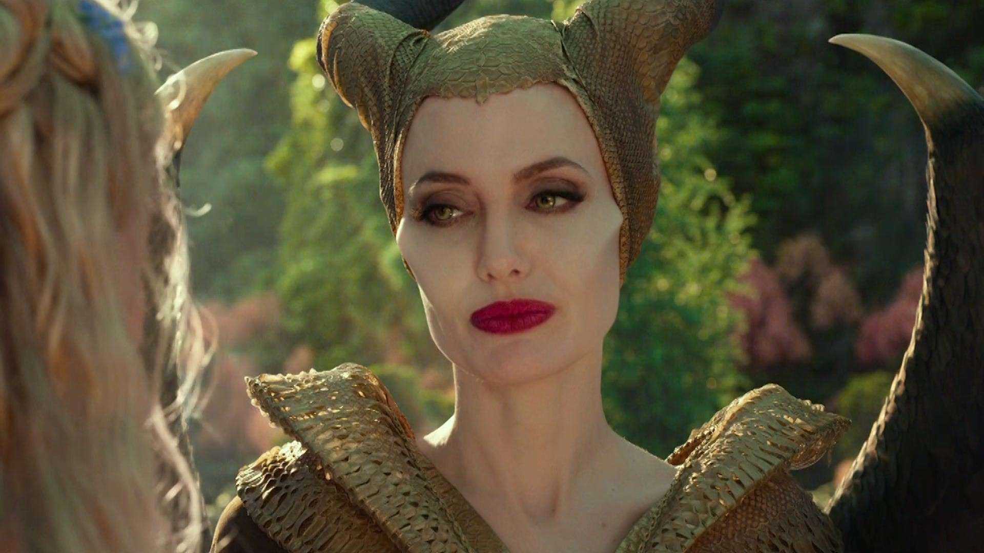 Sự nghiệp diễn xuất của dàn sao Maleficent 2: Từ tỷ phú Hollywood đến crush quốc dân đẹp như tiên giáng trần - Ảnh 3.