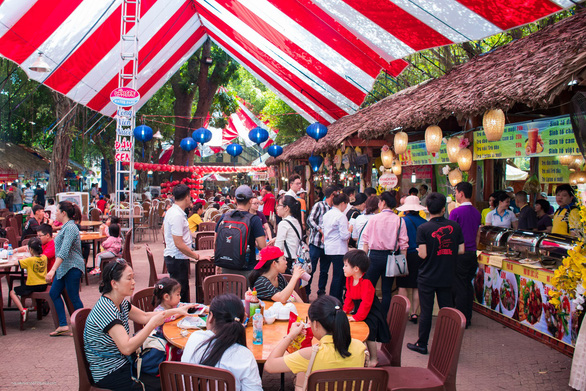 ‘Ẩm thực đường phố Sài Gòn’ chiều lòng người yêu ẩm thực Việt - Ảnh 2.