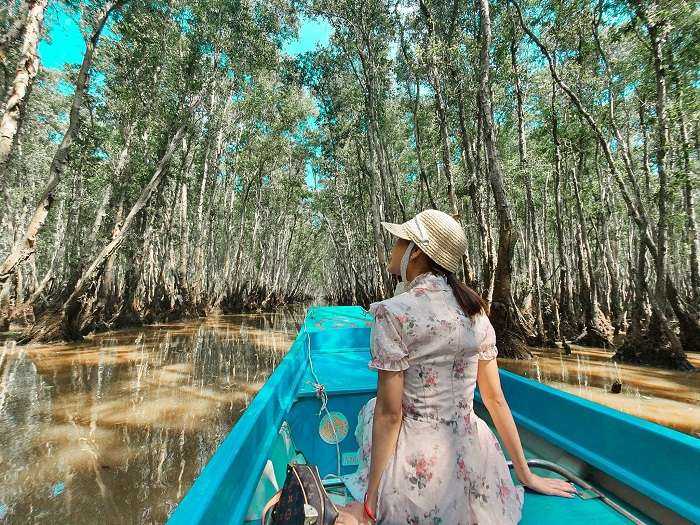 Khám phá khu rừng tràm rộng lớn tại khu du lịch Hương Tràm Cà Mau
