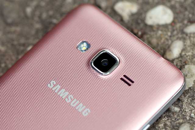 Thiết kế của điện thoại Samsung Galaxy J2 Prime