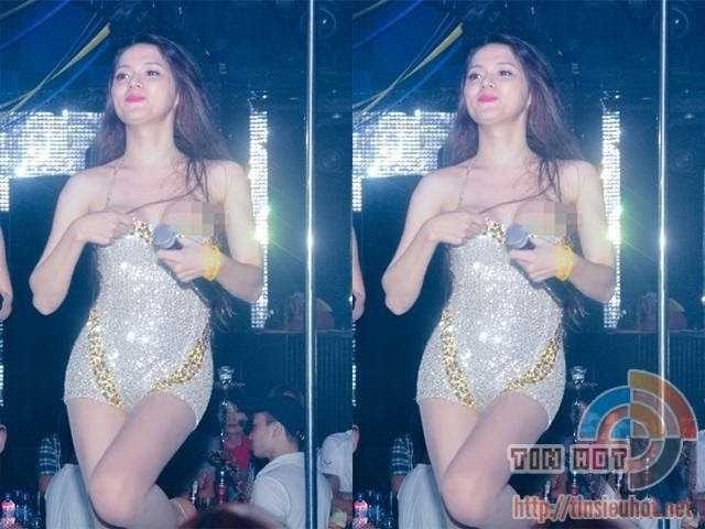 Sao Việt phơi trọn ngực trần trên sân khấu, người còn không mặc nội y - Hình 1