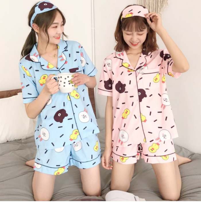 Thoải mái trong bộ quần áo mặc ở nhà được may từ vải cotton cao cấp