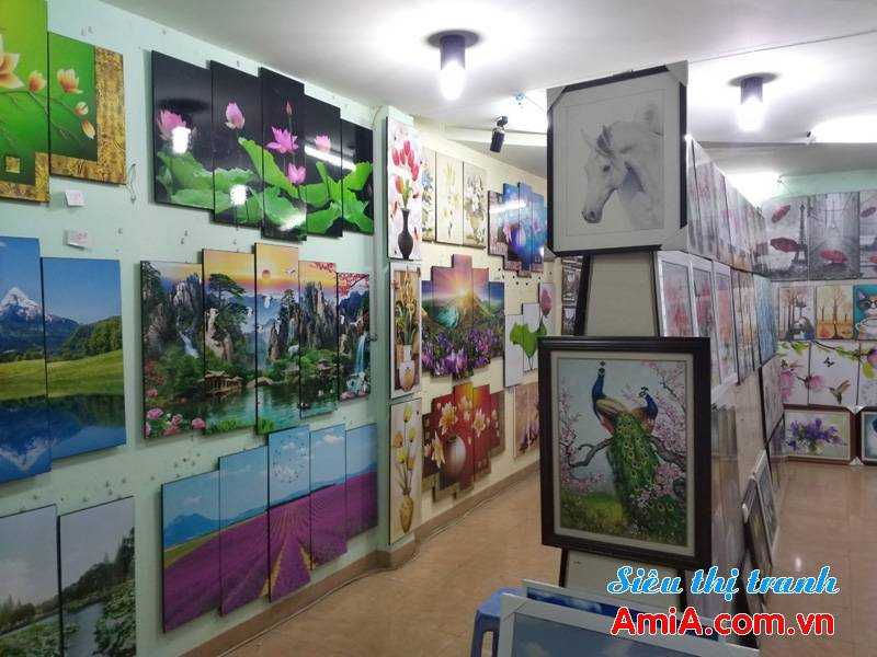 Showroom tranh treo tường đẹp ở tại Hà Nội