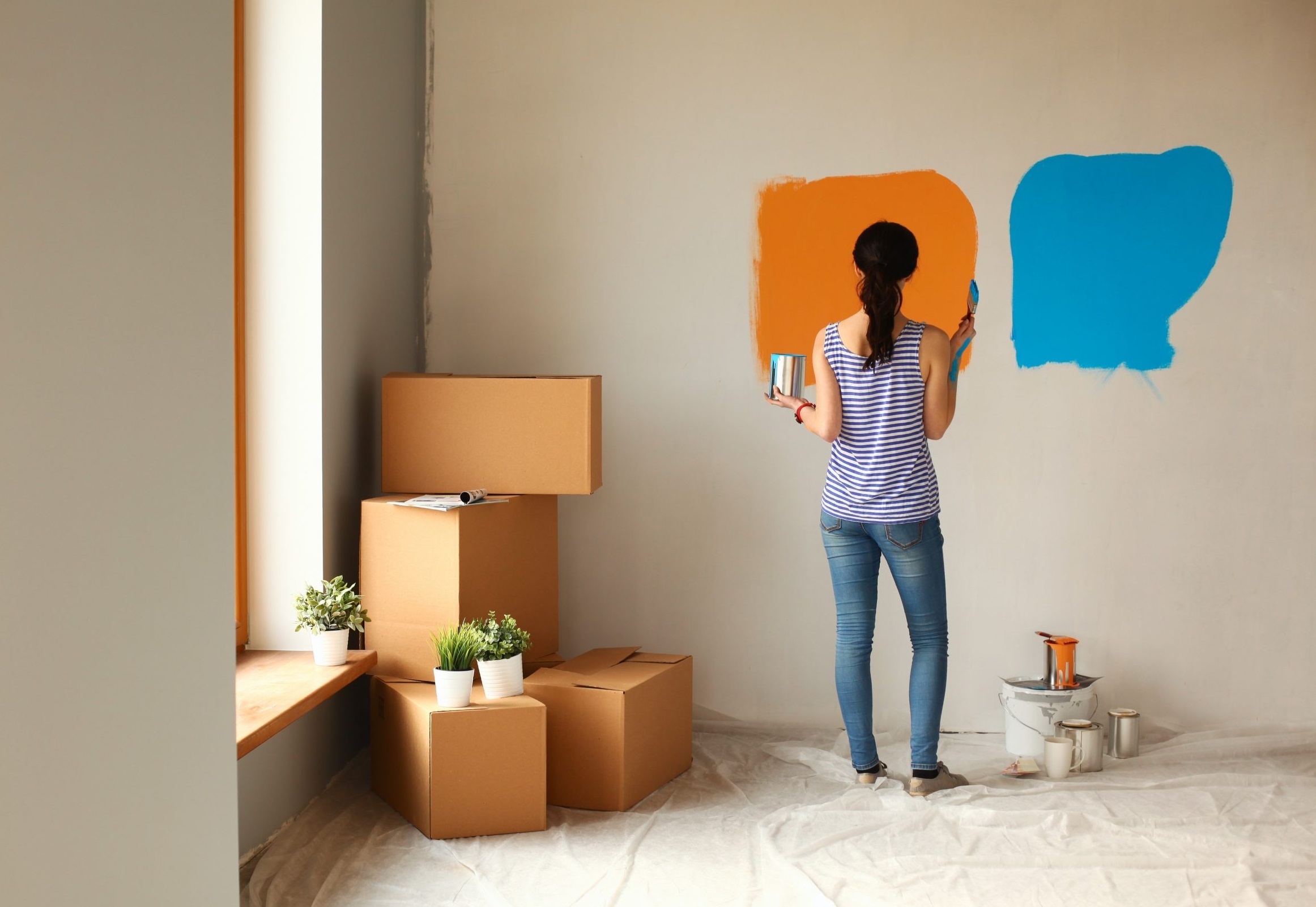 Khi sửa nhà và tô sơn lại cho ngôi nhà của mình thì gia chủ lưu ý nên chọn màu sơn phù hợp với bản mệnh của mình. 
