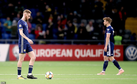 Scotland thảm bại trước đối thủ kém họ 77 bậc trên bảng xếp hạng FIFA - Ảnh 2.