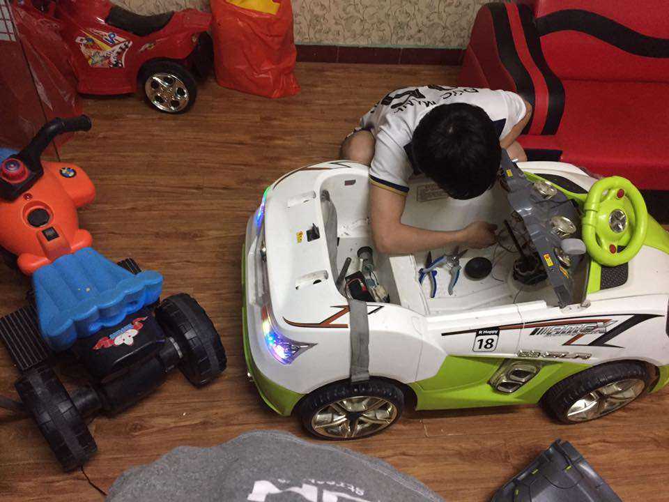 Địa chỉ sửa xe ô tô điện trẻ em tận nhà tại Hà Nội gọi 0969756783