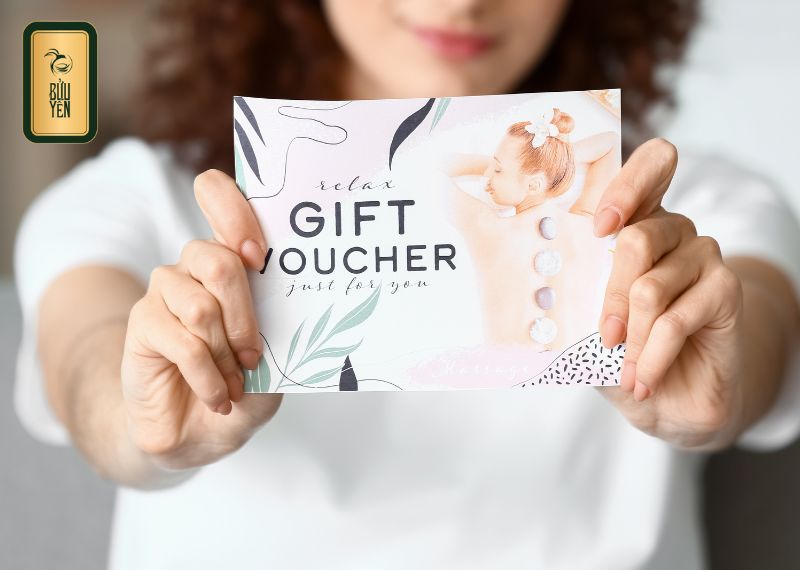 Set quà tết cho nhân viên: voucher mua hàng giảm giá