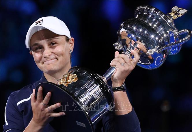 Tay vợt nữ số một thế giới Ashleigh Barty bất ngờ tuyên bố giải nghệ