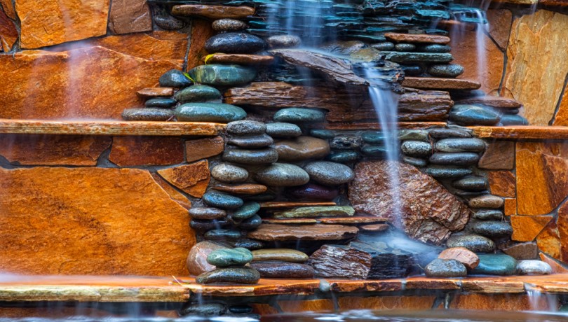 Cách thiết kế thi công tiểu cảnh thác nước trên tường | SGL - SaiGon Landscape