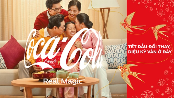 Thông điệp Tết 2023 của Coca-Cola: Tết dẫu đổi thay, diệu kỳ vẫn ở đây - 1