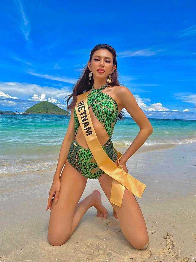 Thùy Tiên và dàn người đẹp của Hoa hậu Hòa bình 2021 khoe dáng với áo tắm - 1