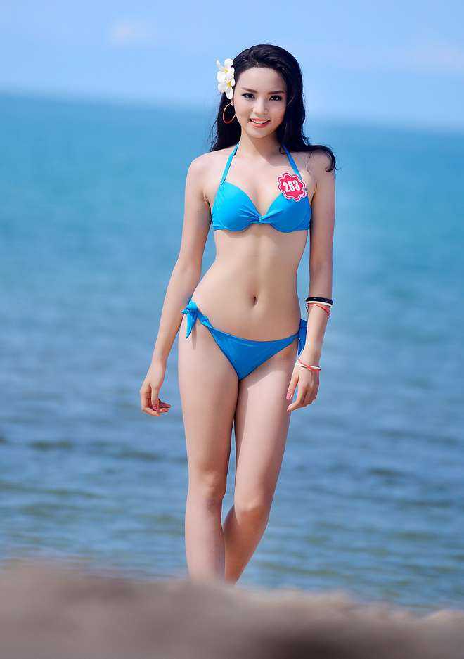 Sắc vóc nóng bỏng của các 'Người đẹp Biển' của Hoa hậu Việt Nam qua một thập kỷ ảnh 13