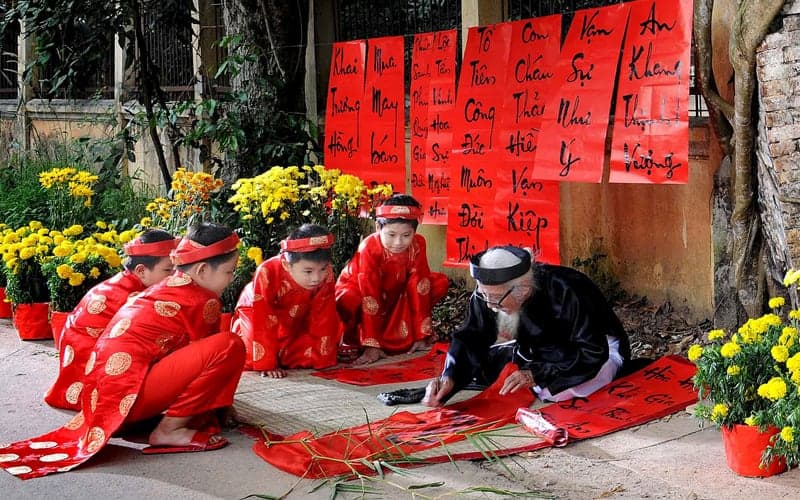 Thuyết minh về lễ hội tết Việt Nam- CungHocVui