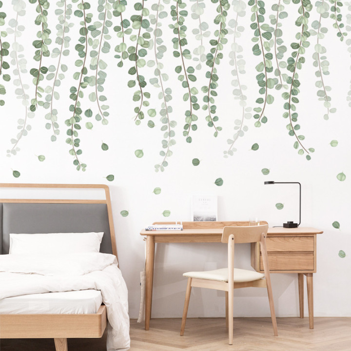 Trang trí phòng ngủ bằng giấy dán tường hình tán lá