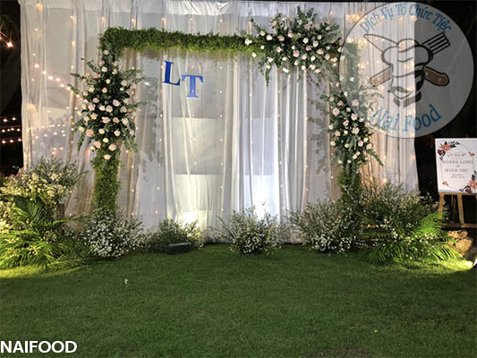 Backdrop tiệc cưới đẹp