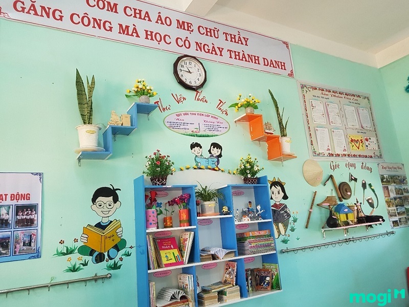 Trang trí lớp tiểu học